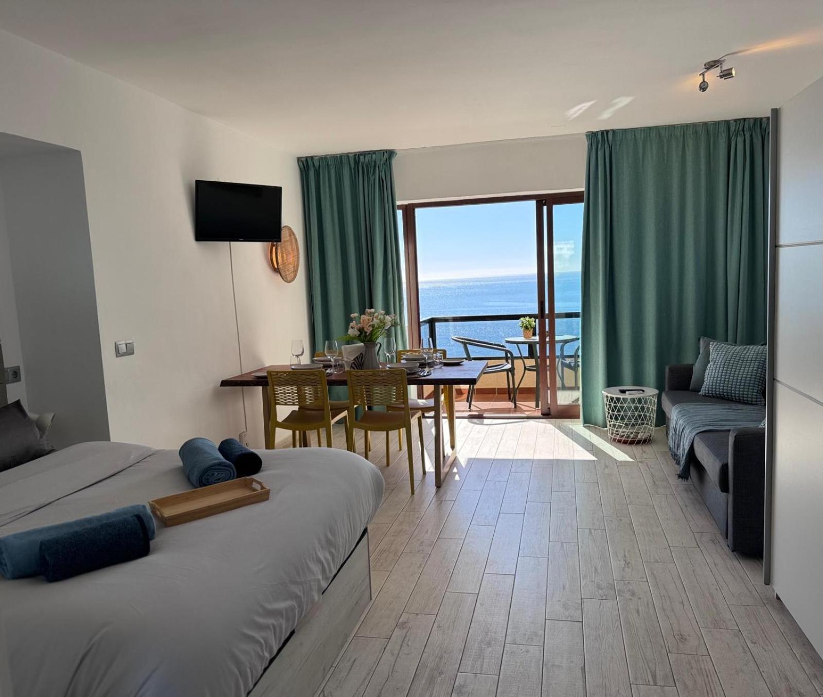 Apartment Aloha Playa Sea Views